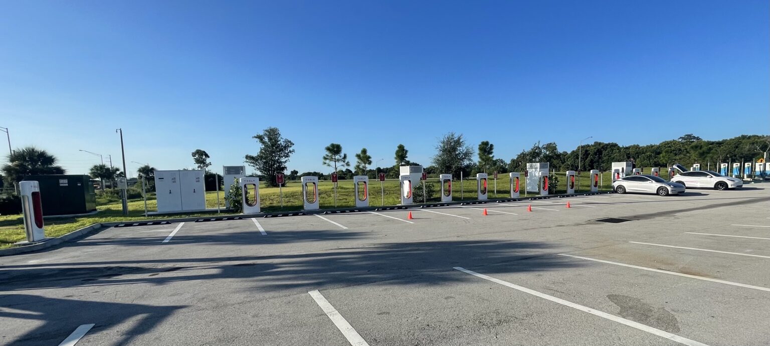 Port Saint Lucie, FL V3 Superchargers, Now Open Tesla Owners South